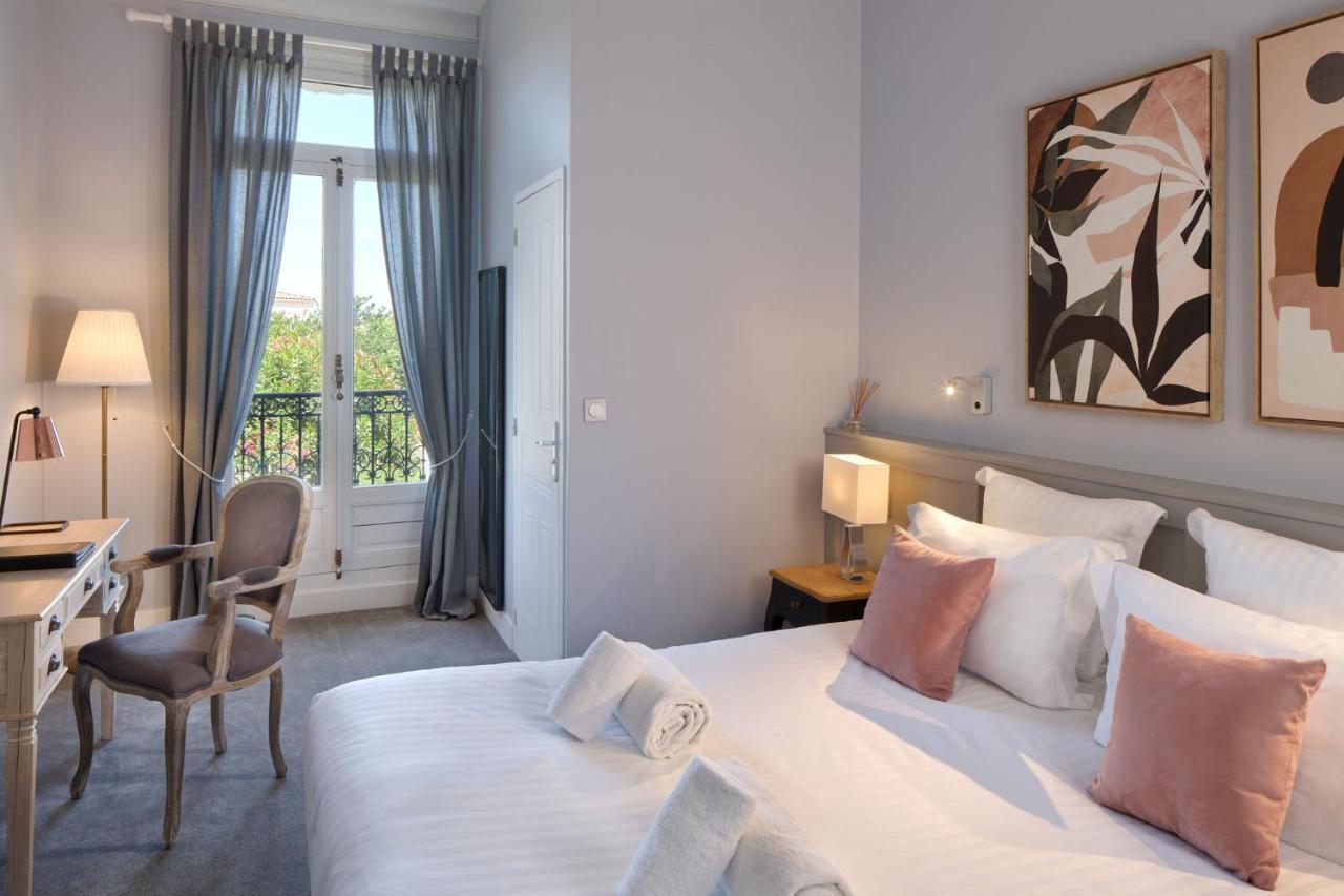 Hostellerie Saint Alban Nézignan-lʼÉvêque Buitenkant foto